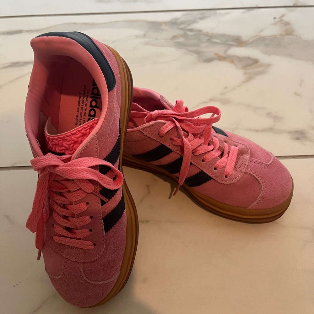Adidas Pink Sneakers Suede Low-Top